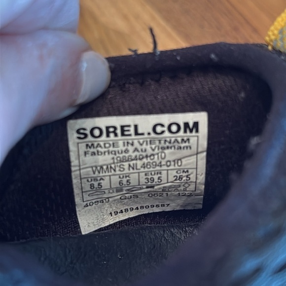 Sorel Kinetic Sneakers - Picture 6 of 6